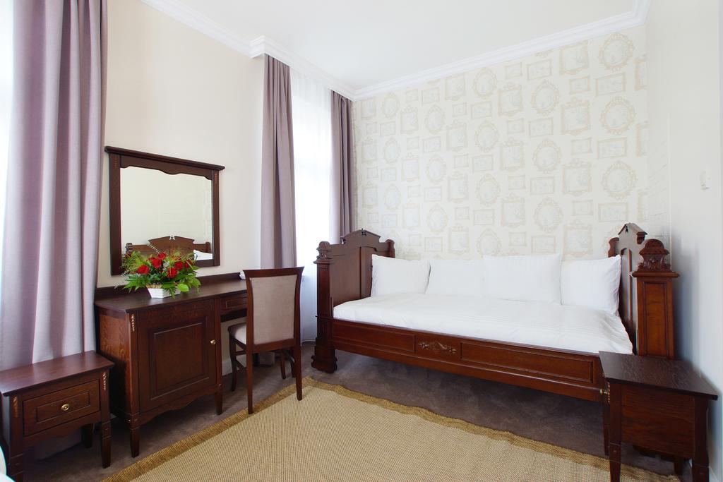 Villa La Pierre Strzegom Dış mekan fotoğraf